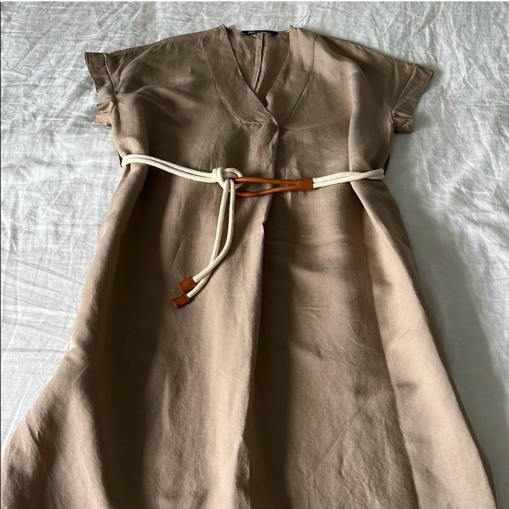 NWOT Zara Midi Dress Size M